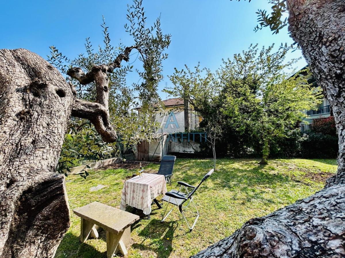 Ares Apartment - Vicino Al Lago Di Garda E Alla Stazione Treno Desenzano del Garda Exterior foto